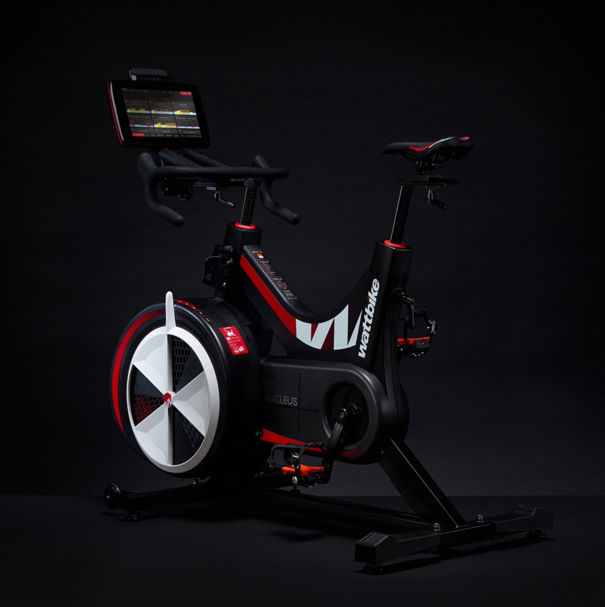 Wattbike Nucleus Pro (2021) макс. вес пользователя, кг - 150