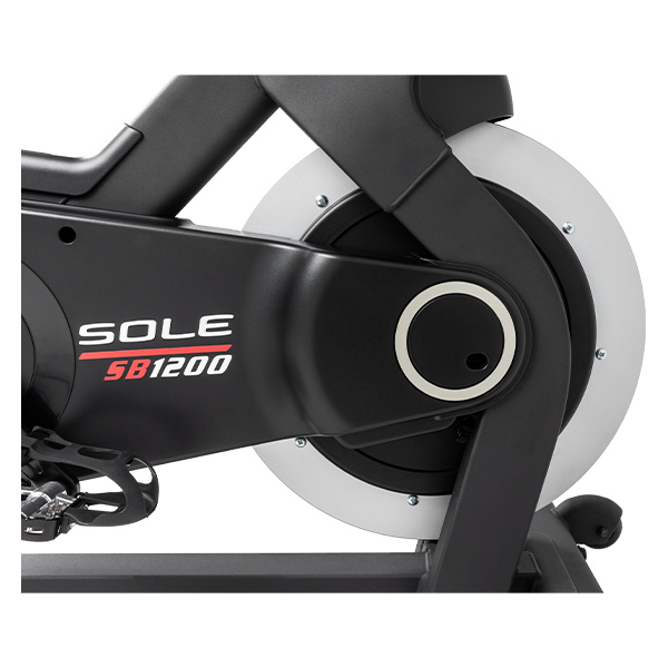 Sole Fitness SB1200 (2023) с хорошей амортизацией